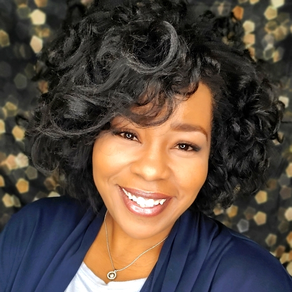 Meet the Posher Other - Meet your Posher, Dee